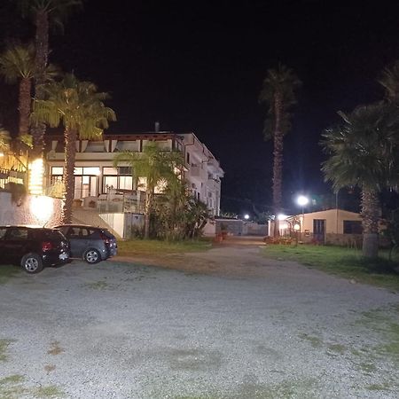 ラメーツィア・テルメ Palm House Bed & Breakfast エクステリア 写真